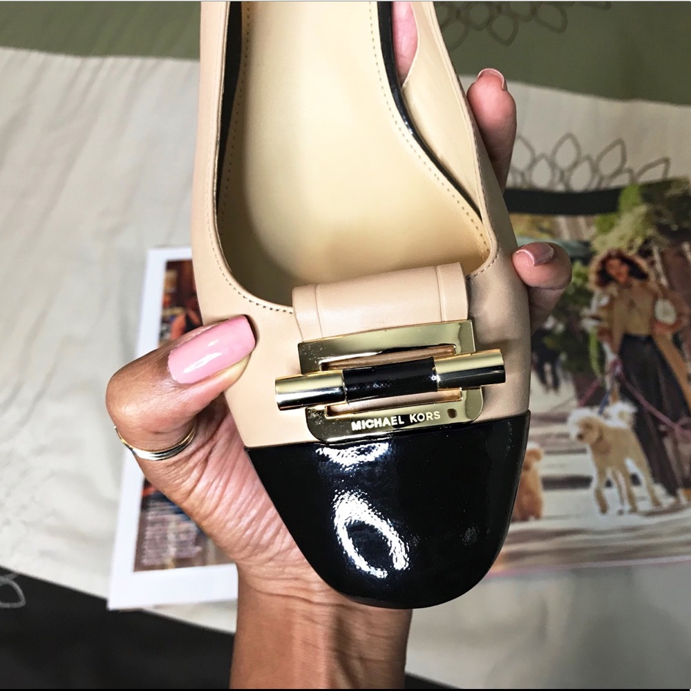 SOLD!!!! ⛔️Michael Kors “Gloria” Sling Back Flats - Picture 2 of 5